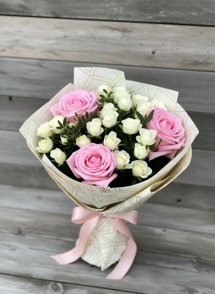 Букет цветов из: Розы в Шамилькале