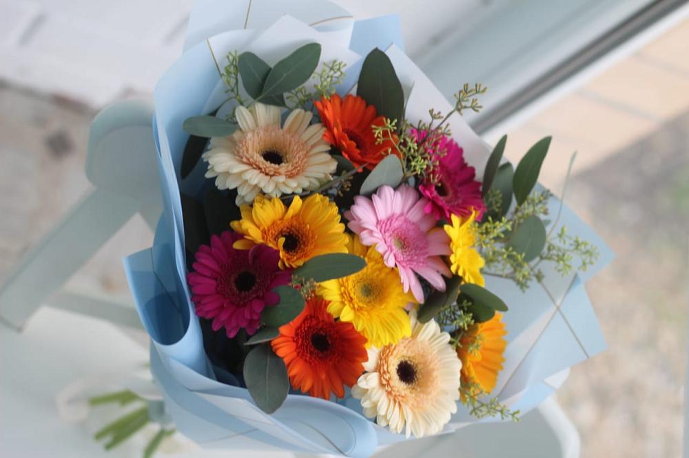 Букет цветов из: Герберы в Шамилькале