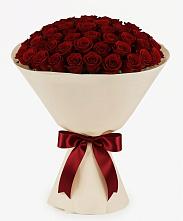Букет 101 Бордовая роза Блэк Бакарра в Шамилькале