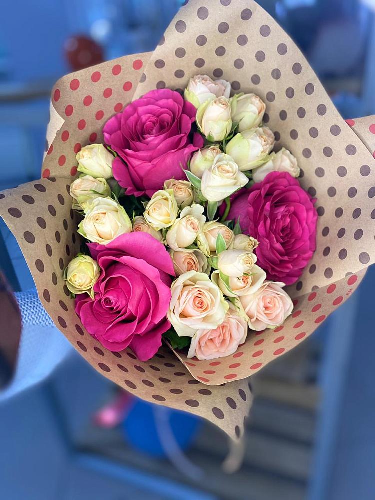 Букет цветов из: Розы в Шамилькале