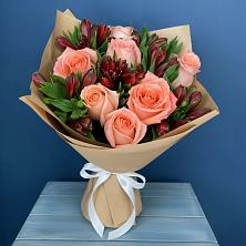 Букет цветов из:  Розы и Альстромерии в Шамилькале