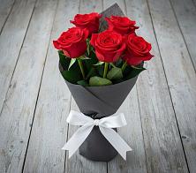 Букет 5 Красных роз Эдлесс Лав #REPLACE_PRED# Шамилькале