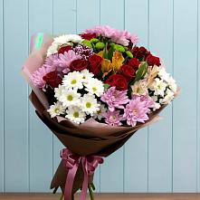 Букет цветов из:  Розы, Хризантемы и Альстромерии в Шамилькале
