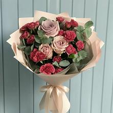Букет цветов из:  Гвоздики и Розы в Шамилькале